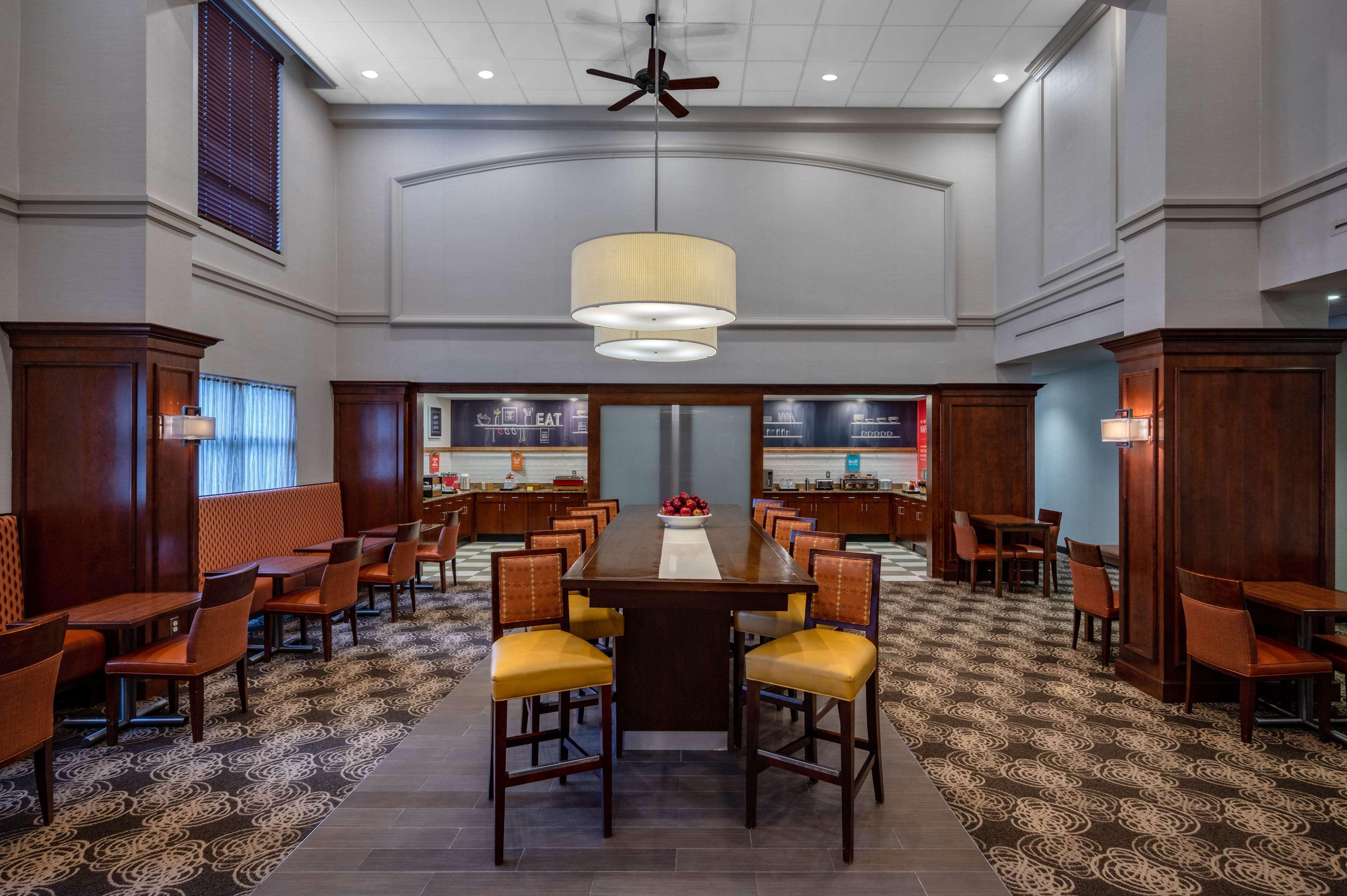 Hampton Inn Raynham-Taunton Eksteriør billede