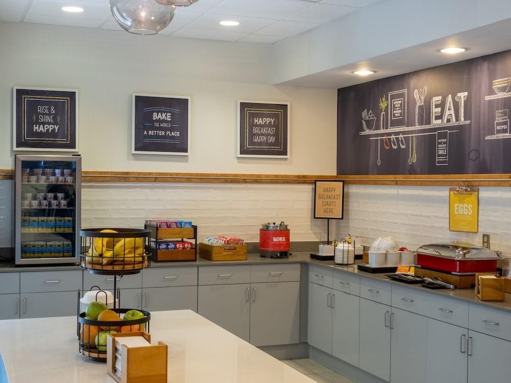Hampton Inn Raynham-Taunton Eksteriør billede